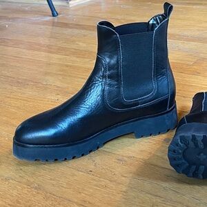 André Assous Chelsea Boot